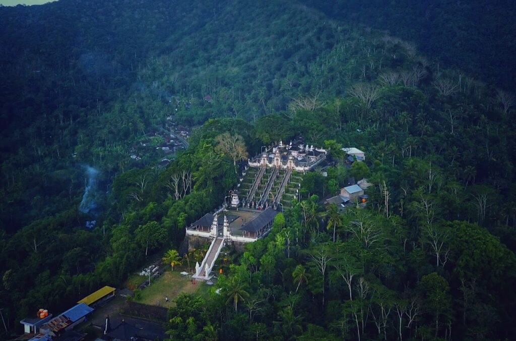 Candi Lempuyang Bali